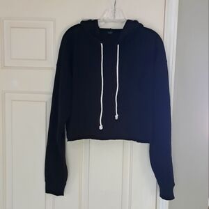 Wild Fable crop black hooded sweatshirt.  Size L.